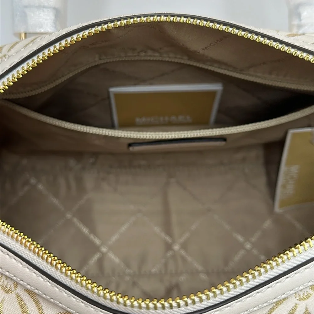 MICHAEL KORS JST TRAVEL MEDIUM DUFFLE SATCHEL SHOULDER CROSSBODY BAG Pale Gold